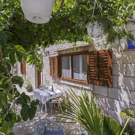 By The Sea Komiza, Vis - 11671 Apartment *